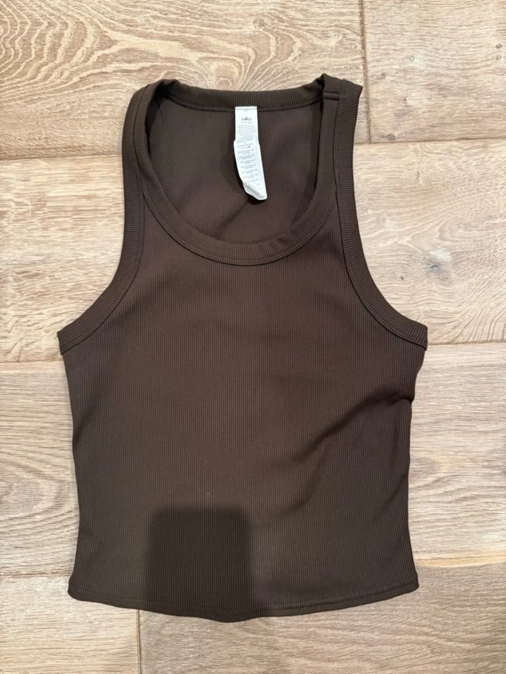 Alo Ribbed Racerback Crop Tank - Chocolate - Picture 2 of 3